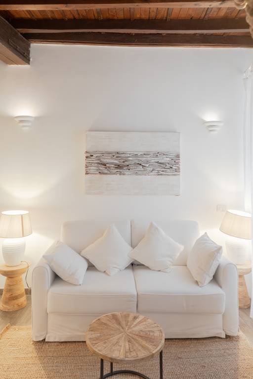 Family-oriented lovely rental apartment | Near Pantheon | City view | Pets are welcome — photo 2