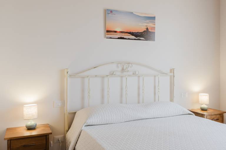 Room 'Giara' with Mountain View, Wi-Fi, and Air Conditioning — photo 2