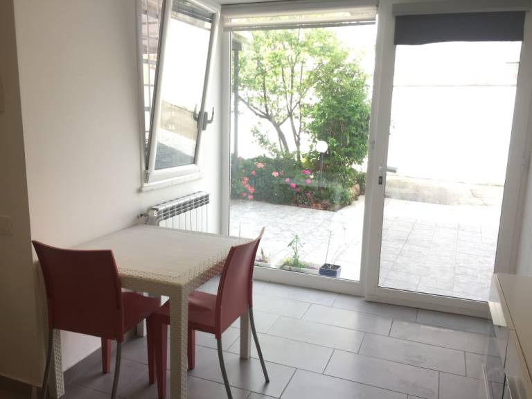 Child-friendly holiday apartment with pool, garden & barbeque | Pets allowed — photo 3