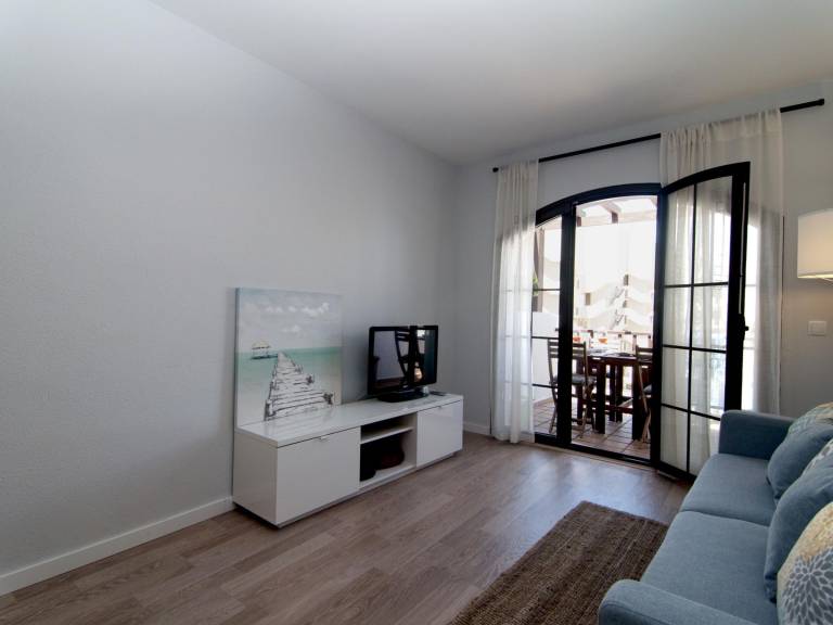 Holiday apartment with 2 rooms for 4 persons — photo 5