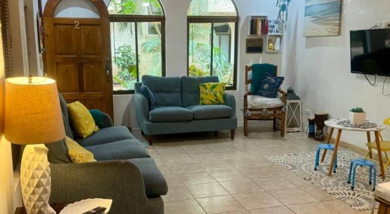 Apartment with pool — photo 4