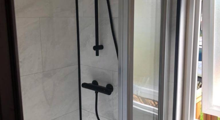 Grand mobil home expose sud, 2 salles de bain — photo 2