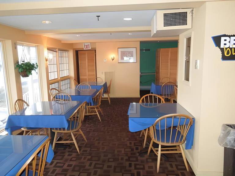 Travelodge by Wyndham South Burlington — photo 5