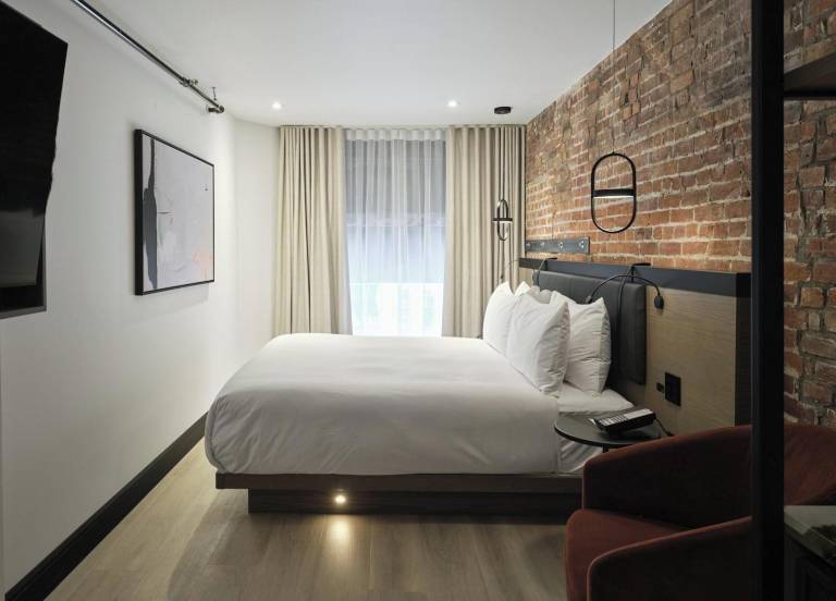 Le Petit Hôtel Vieux-Montréal Notre-Dame — photo 2