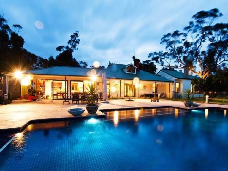 House Moama