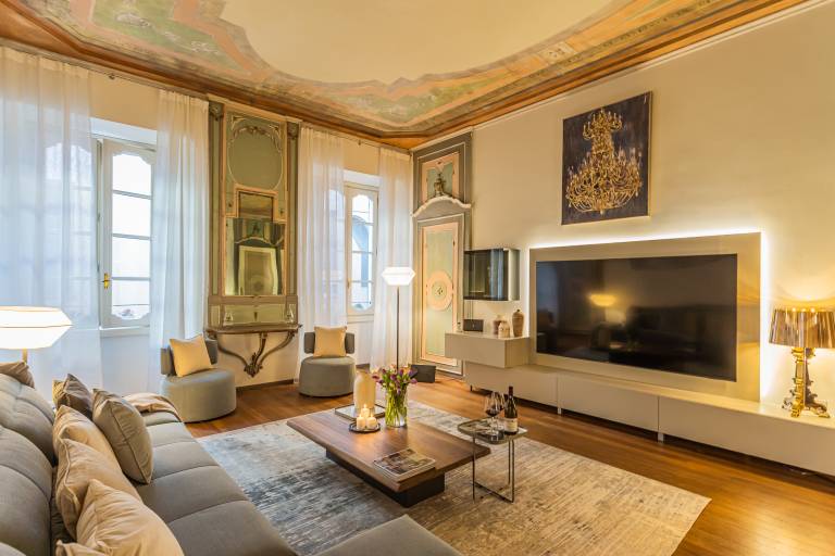 Child-friendly apartment | Next to Como Cathedral | City view | Dogs allowed in Brunate