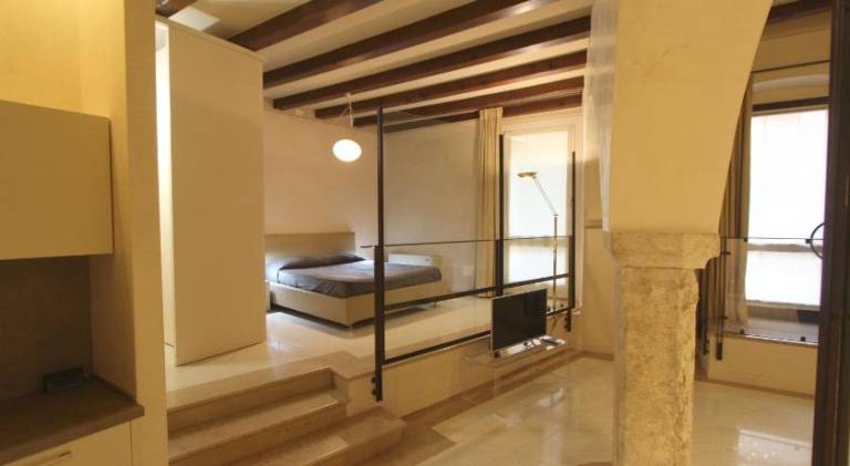 Charming apartment | Near Juliet | Pet-friendly — photo 2
