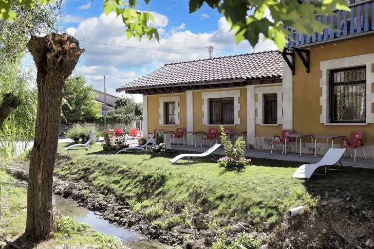 Casa Cardeñuela Riopico