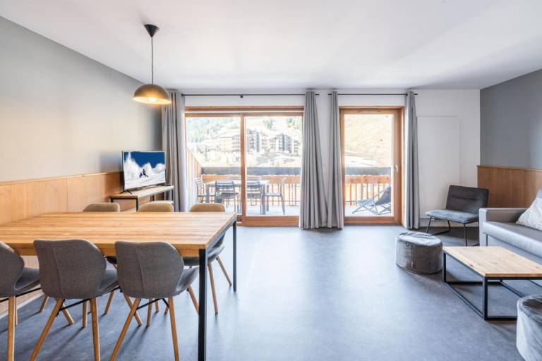 Wifi, 200m from resort center, swimming pool, sauna, hammam, terrace, balcony, tv, ski locker, 56m² — photo 2