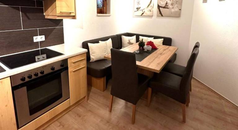 Rental apartment with patio, barbeque & garden — photo 2
