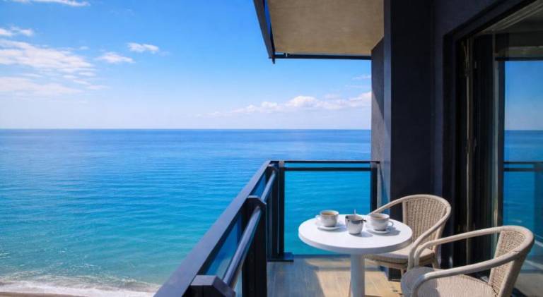Orbi City - Sea View Aparthotel in Batumi — photo 3