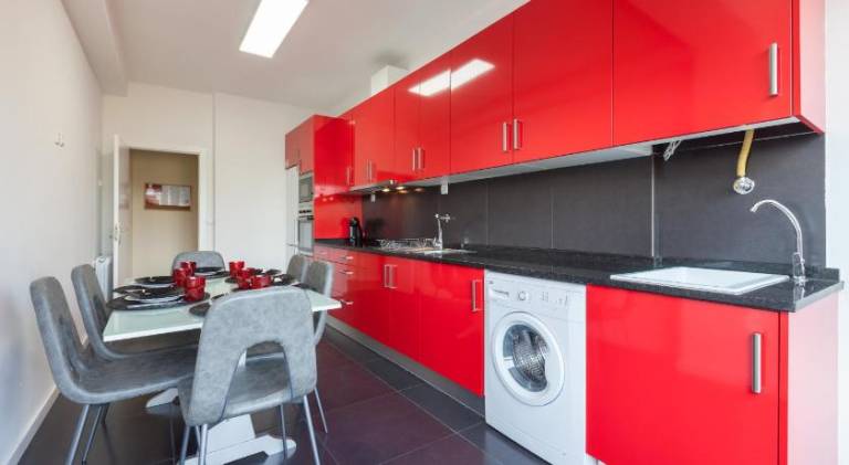Holiday apartment with patio in Braga