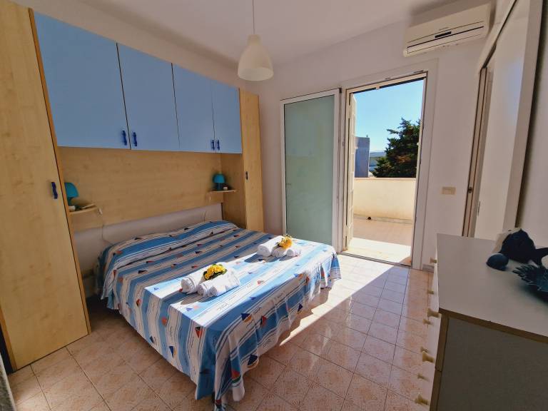 Villa with yard & terrace | Beach nearby | Pets are welcome — photo 2