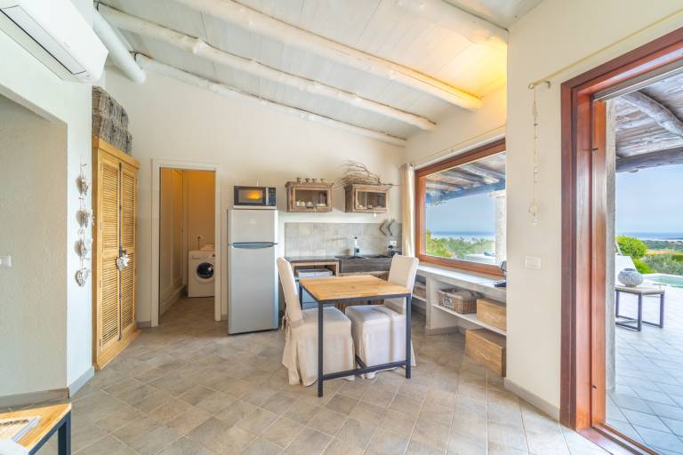 Child-friendly villa with patio, yard & private pool | Pet-friendly — photo 5