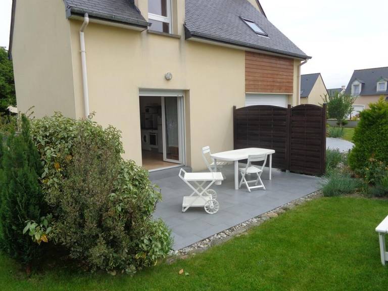 House with garden & barbecue | Panoramic view — photo 2