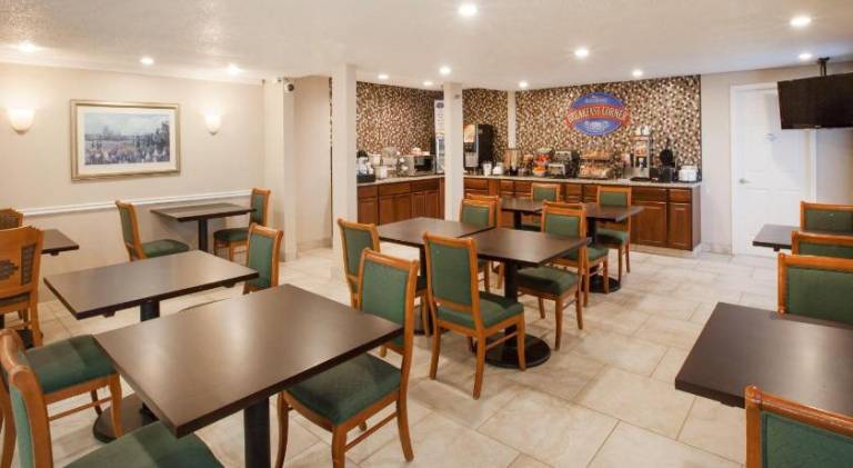 Baymont by Wyndham Texarkana — photo 5