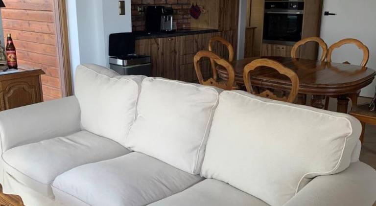 Vacation home with jacuzzi — photo 2