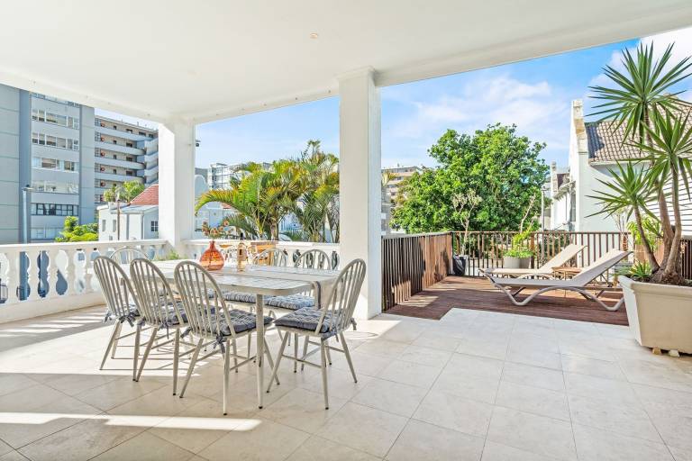 House Sea Point