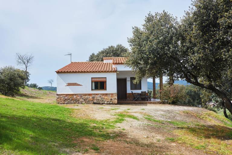 Casa Aldeaquemada