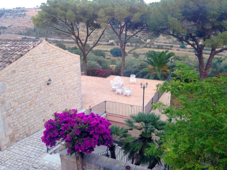 Fully equipped spacious house with private pool, terrace & barbecue | Nature view | Good for workation | Dogs allowed — photo 4