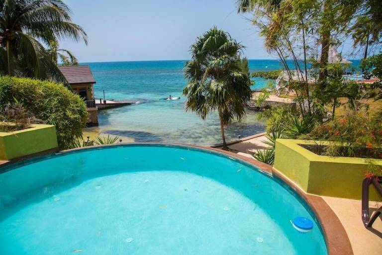 Villa  Ocho Rios
