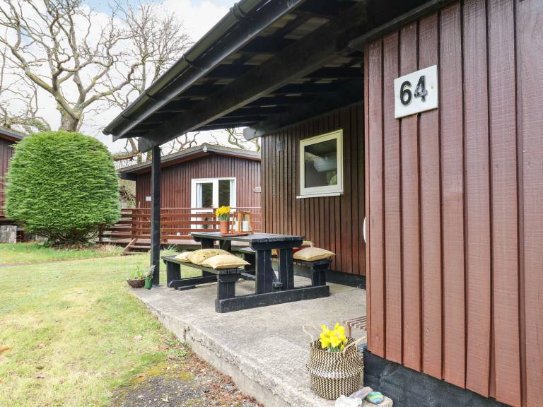 Family-oriented cottage with garden, BBQ & pool | Dogs allowed — photo 3