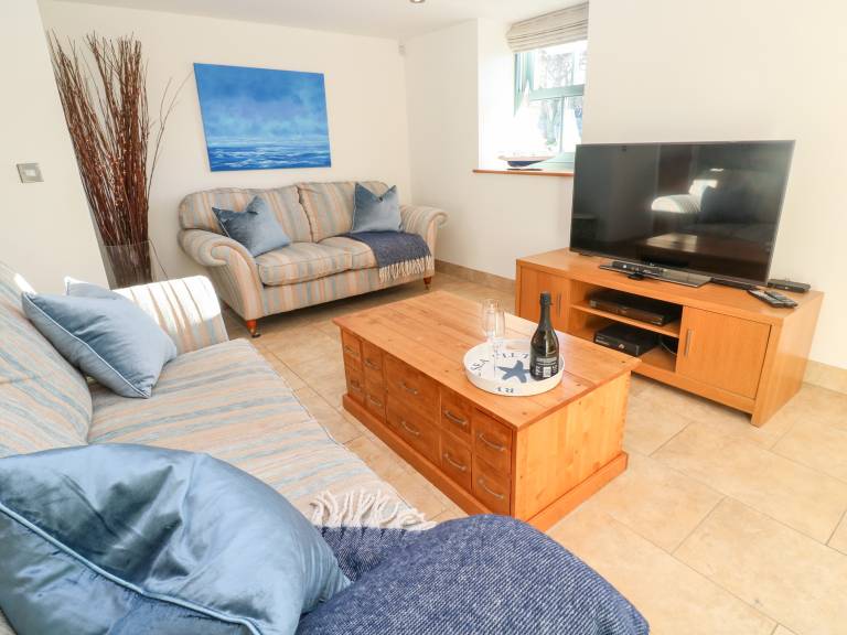 Cottage with garden | Beach view — photo 5