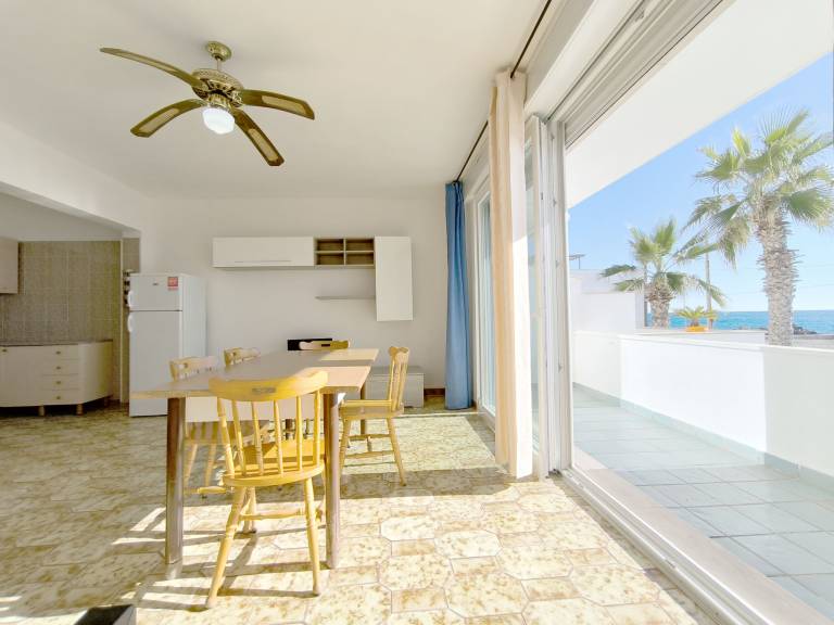 Rental apartment with BBQ & yard | Sea view | Close to the beach | Dogs allowed — photo 2