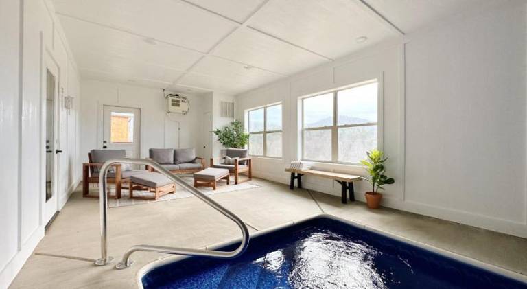 Nice house with pool & jacuzzi | Good for workation | Dogs allowed — photo 3