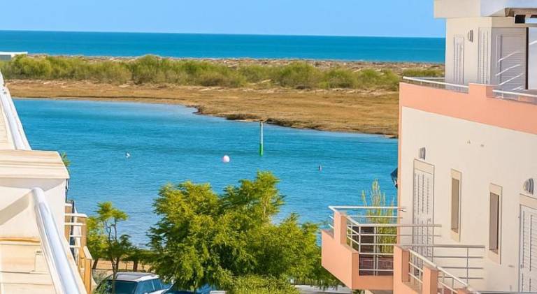 Rental apartment with hot tub & barbecue in Tavira