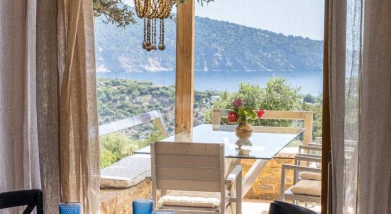 Charming villa with terrace & yard | Dogs allowed — photo 4