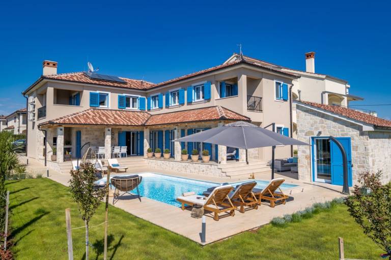 Ferienhaus in Ugljan, Preko f&uuml;r max. 14 Personen