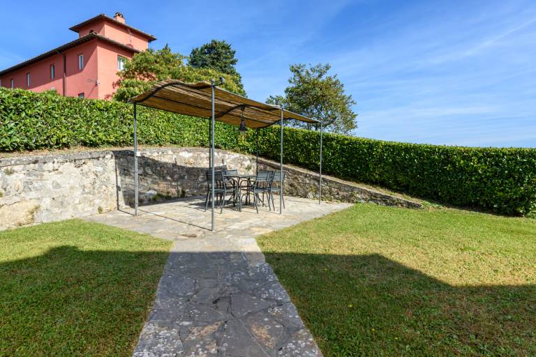 Children-friendly charming villa with yard & private pool | Pets allowed — photo 3