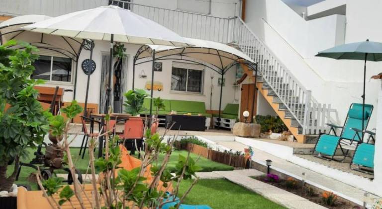 Vacation home with barbecue, terrace & yard | Perfect for remote work — photo 4