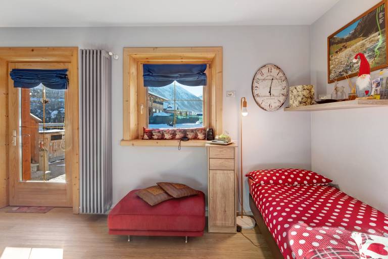 Baita del Sole Appartamento 3 with Mountain View, Wi-Fi, Terrace & Garden — photo 5