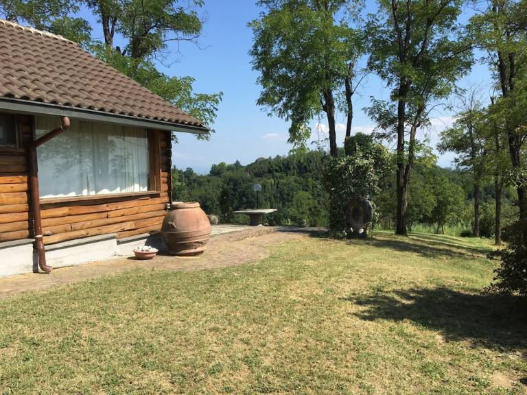 Chalet with grill & garden | Garden view — photo 4
