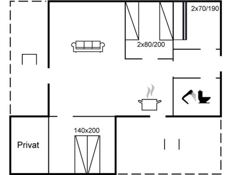House with patio — photo 2