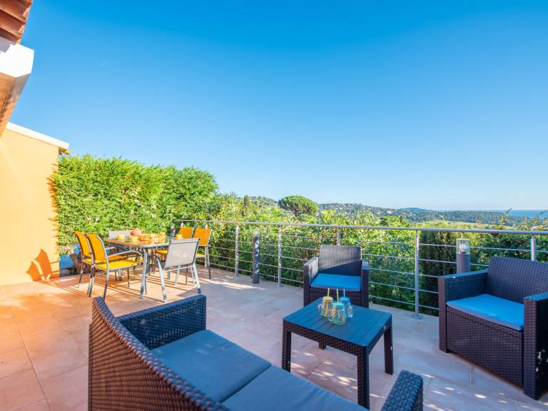 Fully equipped charming rental apartment with pool & terrace | Sea view | Pet-friendly — photo 3