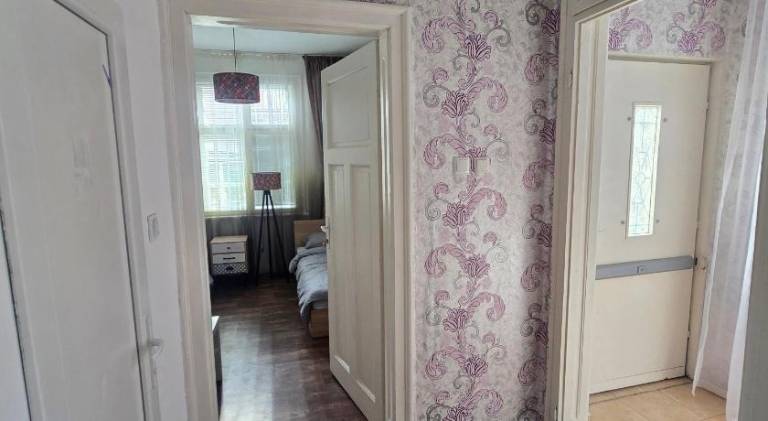 Happy House — photo 2
