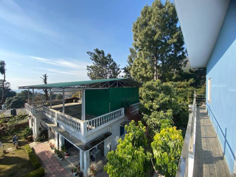 House with barbecue — photo 3