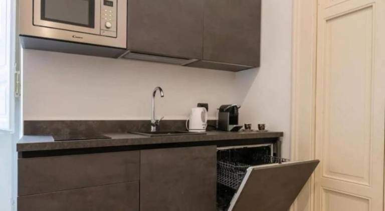 Apartment with 2 rooms for 5 persons — photo 2