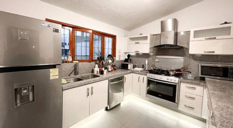 Villa with 1 room for 6 persons — photo 3