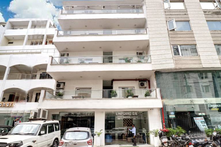 Hotel Emporio DX in New Delhi