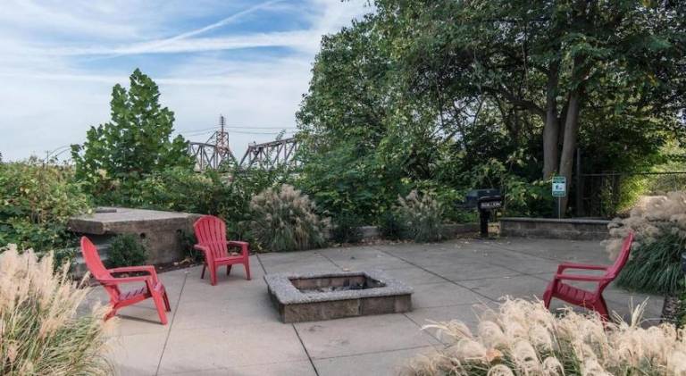 Fully equipped rental apartment with barbecue & private pool | Pet-friendly — photo 4