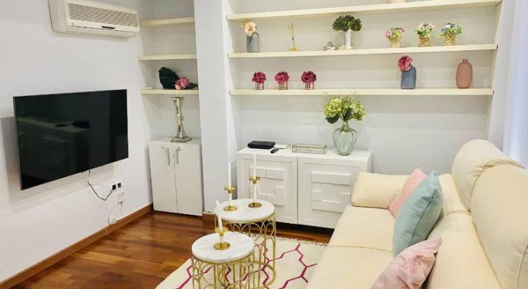 Holiday apartment | Near Cathedral-Basilica of Our Lady of the Pillar in Zaragoza