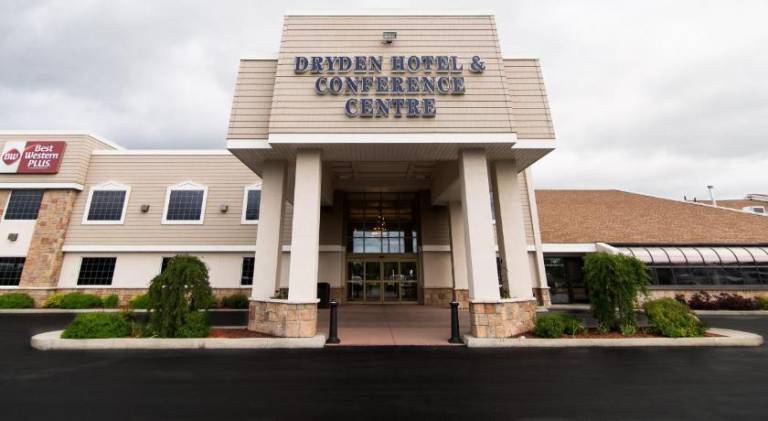 Best Western Plus Dryden Hotel & Conference Centre in Kenora, ON