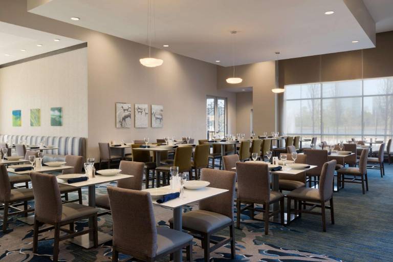Embassy Suites by Hilton The Woodlands at Hughes Landing — photo 5