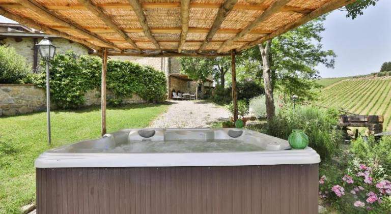 House with hot tub | Dogs allowed — photo 2