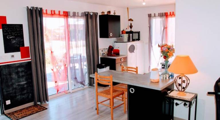 Apartment | Pet-friendly — photo 2