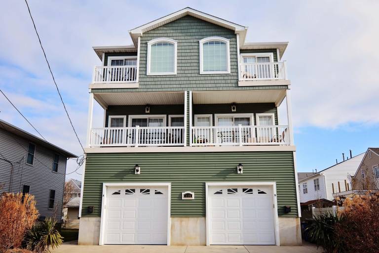 House  Brigantine